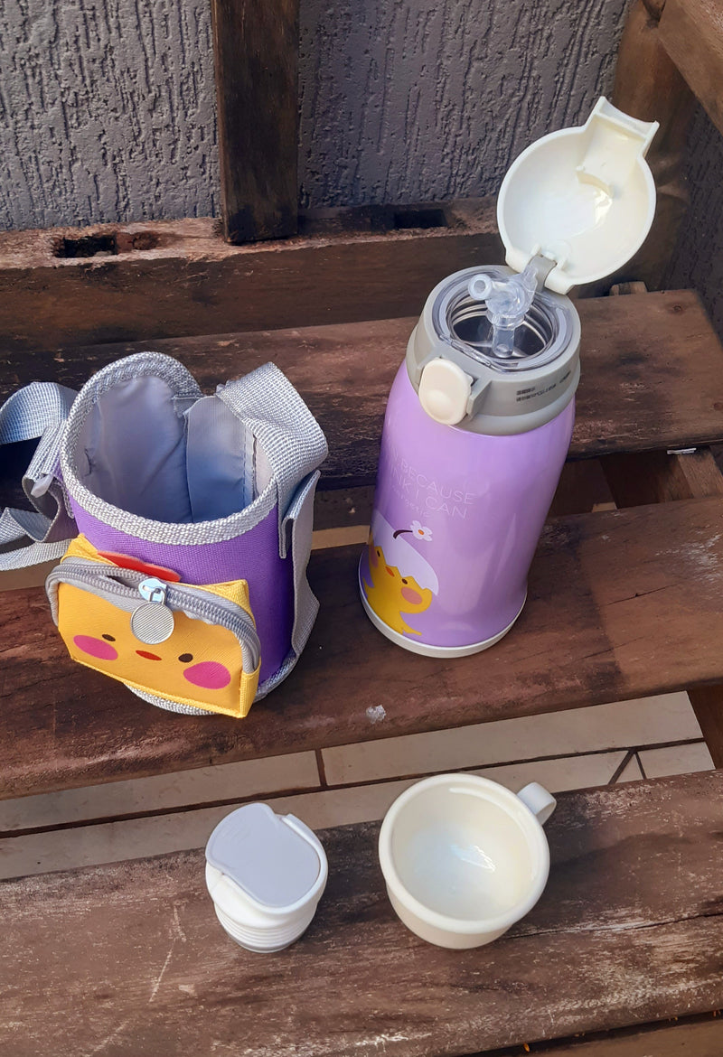 GARRAFA TÉRMICA INFANTIL 900 ML COM BOLSA  DE ALÇA AJUSTÁVEL